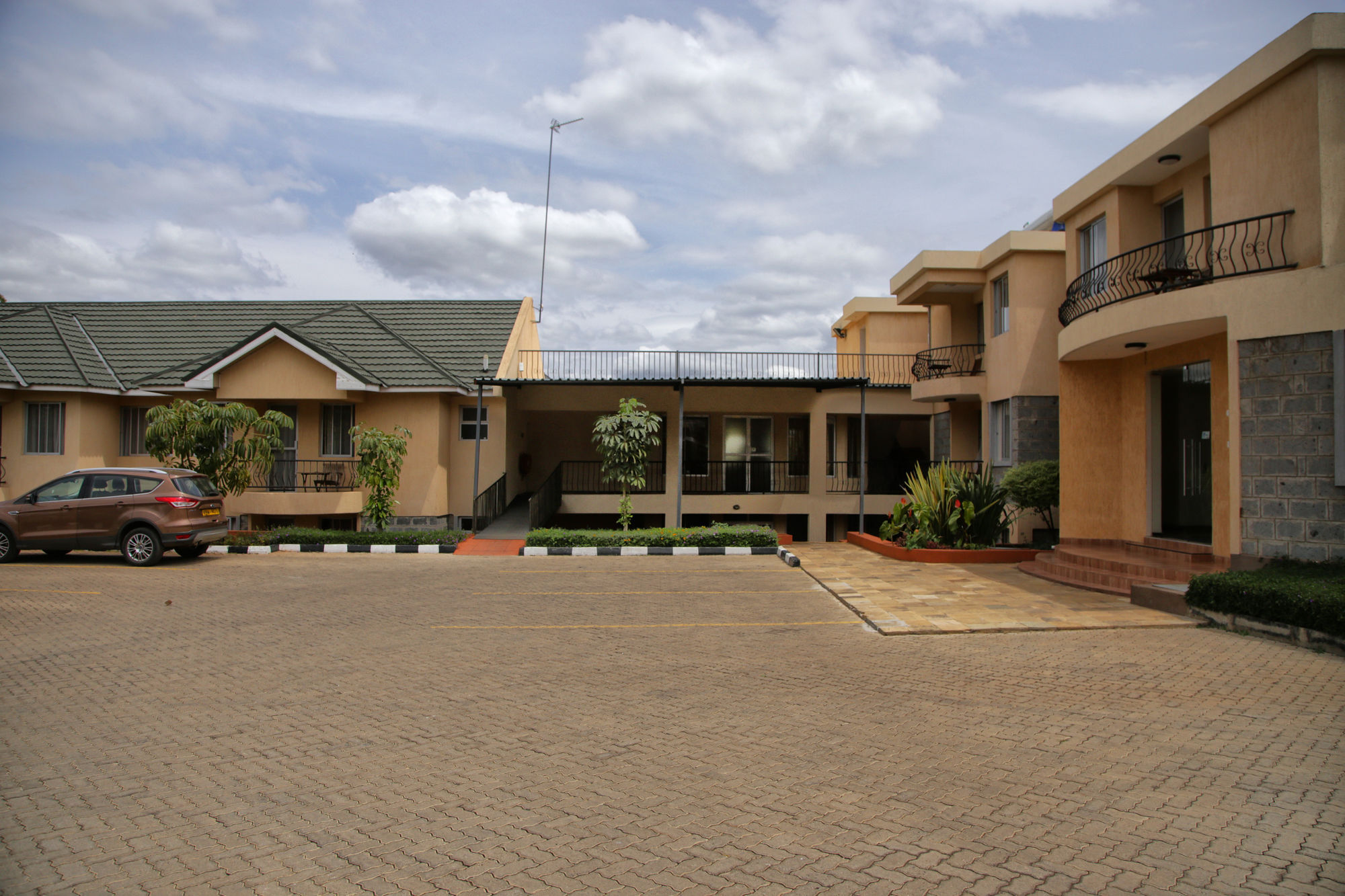 Longview Suites Hotel Nairobi Bagian luar foto